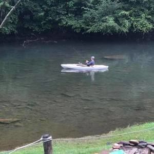 Meet your Posher, Troy